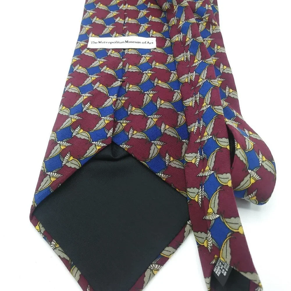 The Metropolitan Museum of Art Tie